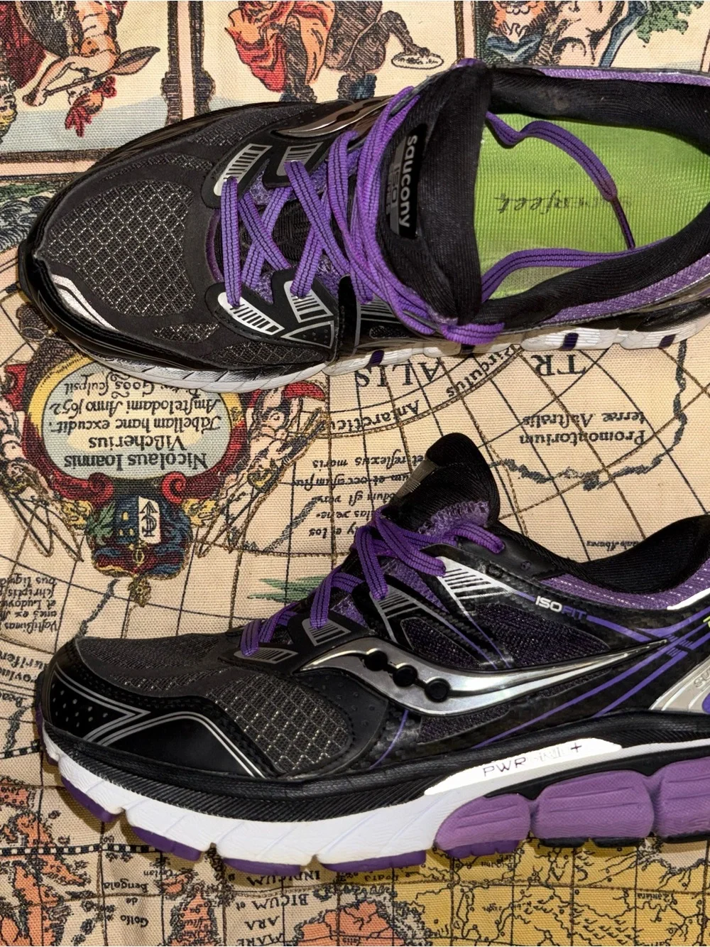 Saucony Black and Purple Women's Running Shoes